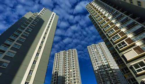 汕头市楼市最新消息背后的温情故事，房子、友情与家的温暖时光
